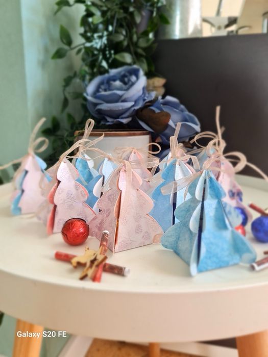 Коледни късметчета