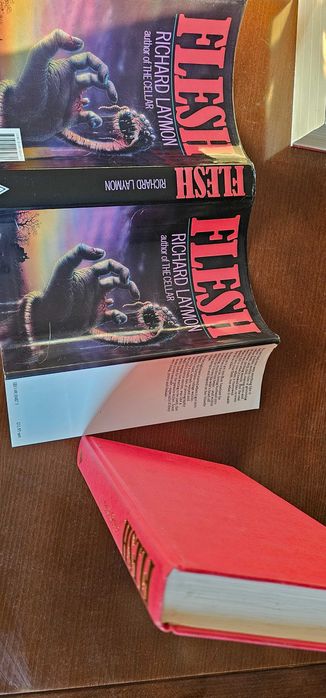 Carte Stephen King The Eyes of the dragon si Flesh Richard Laymon