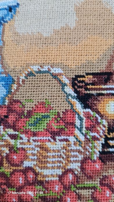 Goblen: "Natură statică - cos cu cireșe"