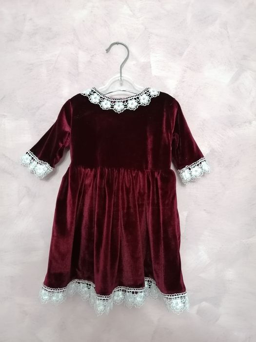 Rochita eleganta fetita 6 luni + accesorii