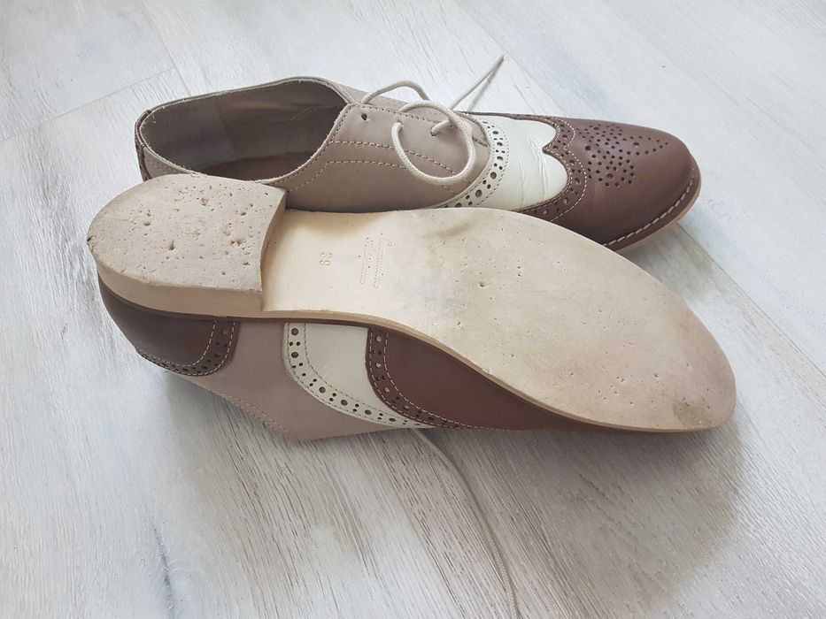 Pantofi eleganti fara toc maro marime 39