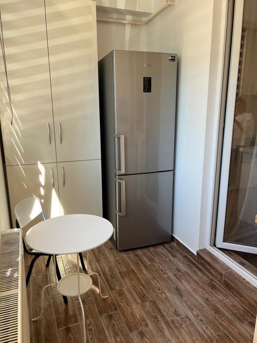 Inchiriez apartament 2 camere – Militari Residence. Str. Tineretului nr. 85, Militari. Proaspat zugravit, complet mobilat si utilat, gata de mutare.