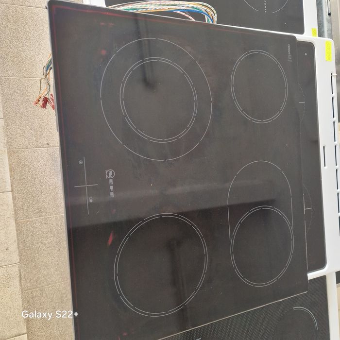 Комплект фурна и плот за вграждане тип ретро NEFF