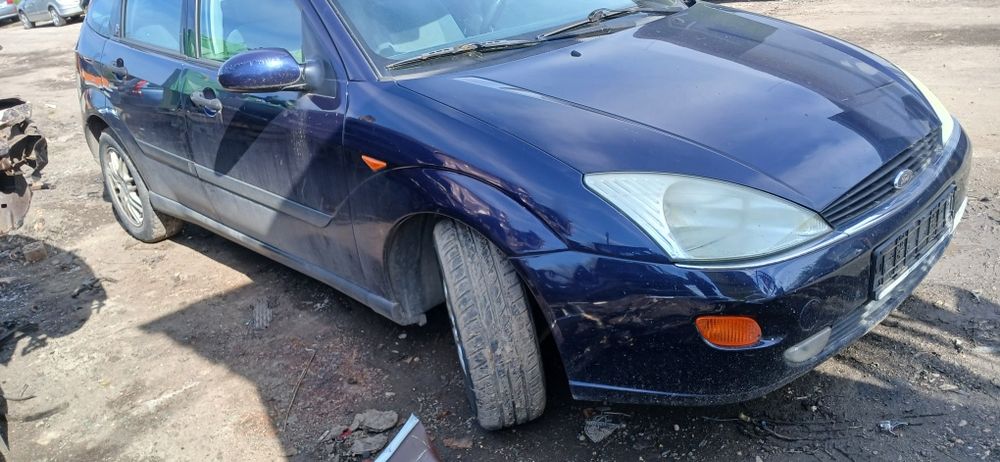 Ford fokus 1999 1.6i z tec