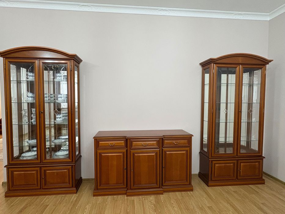 Серванты и комоды