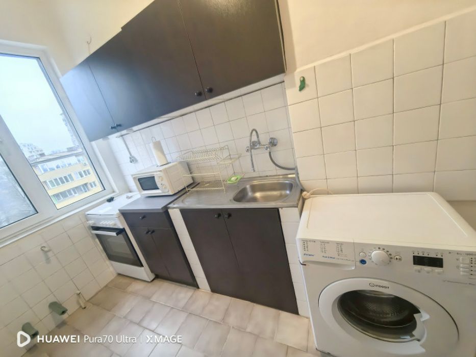 Двустаен апартамент в Оборище