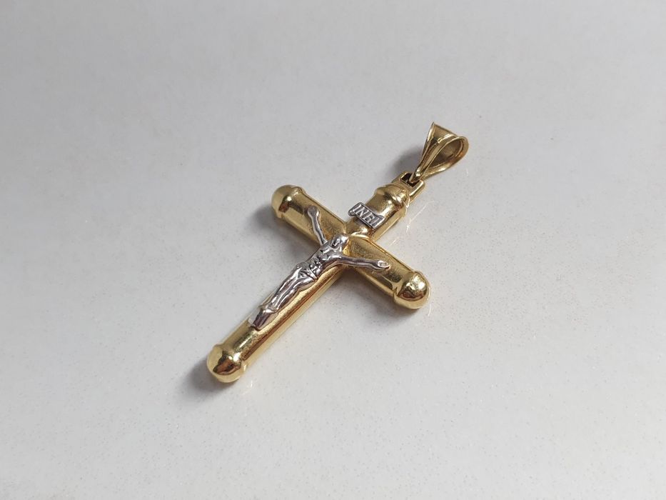 Pandantiv cruce din aur de 14K – 2,20 g