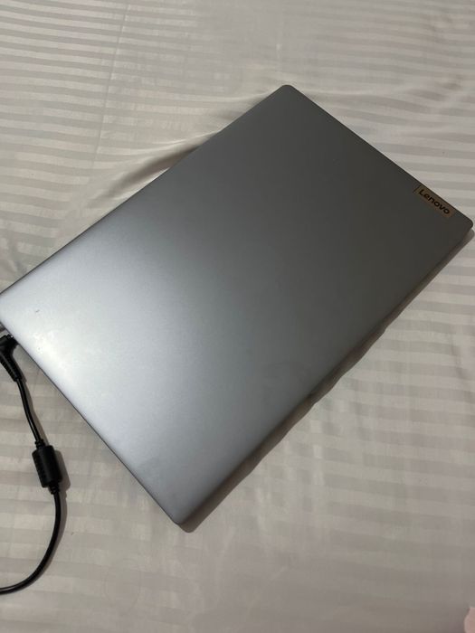 Срочно! Ноутбук Lenovo