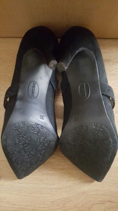 Pantofi de dama negri imitatie piele intoarsa marimea 39 Graceland