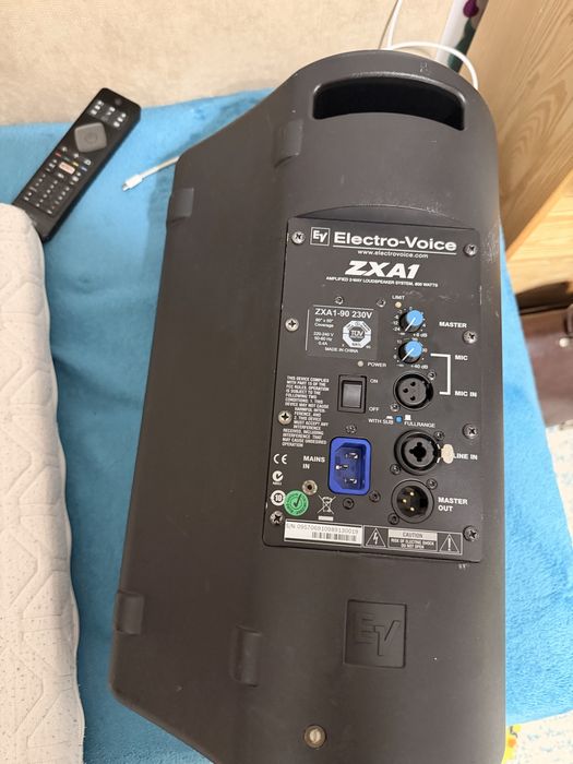 Vand boxe Active ElectroVoice EV 800W  EV  ZXA1-90