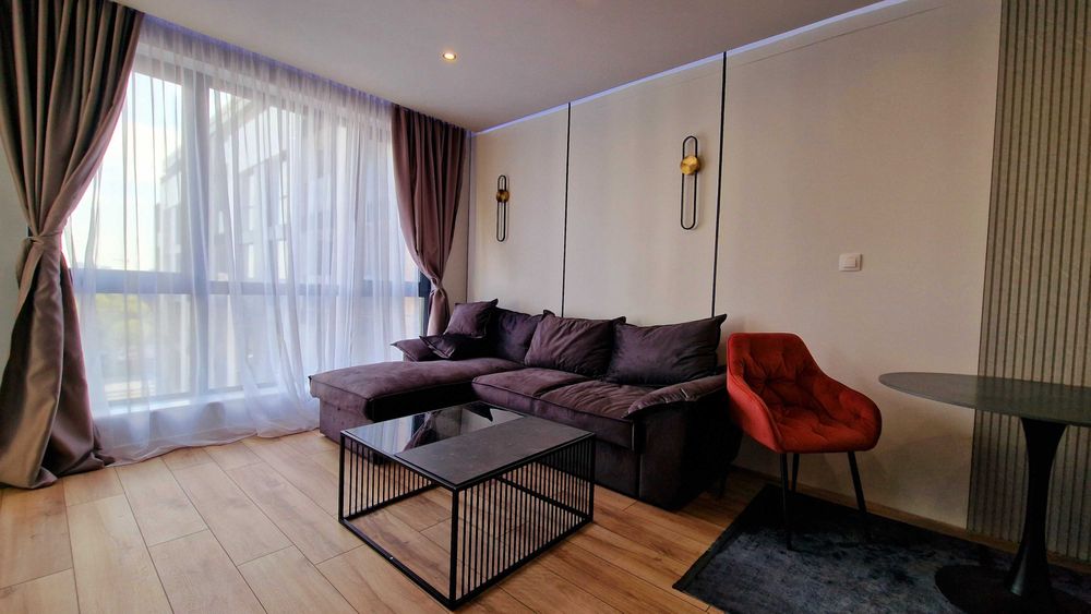 Дава се под наем Двустаен апартамент в Пловдив, Център - 67 кв.м за 510 € - Снимка #1