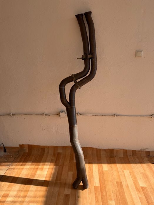 BMW f82 M4 single mid pipe и катализатори