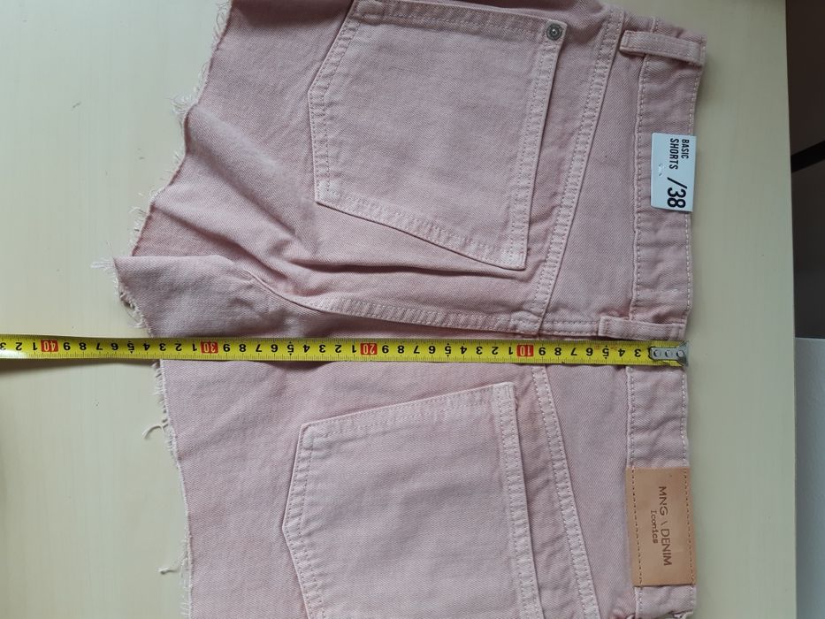 Нови къси дънки Mango, размер 38