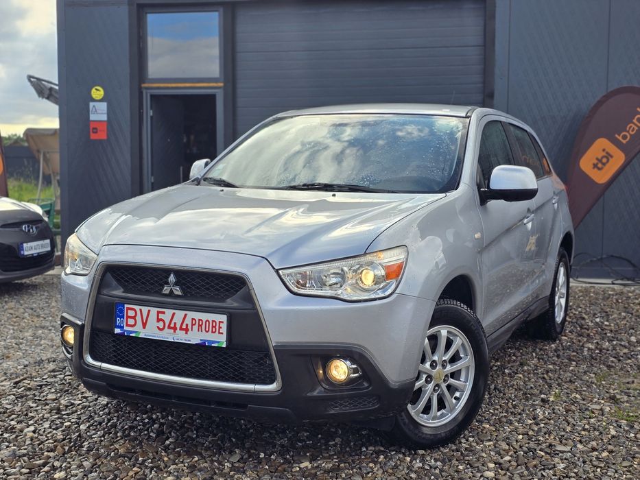 MITSUBISHI ASX 2011