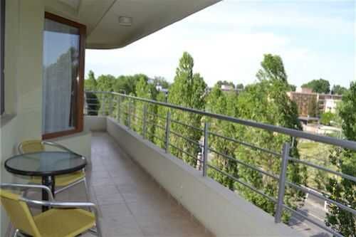 De închiriat apartament cu 2 camere zona Scandinavia Mamaia