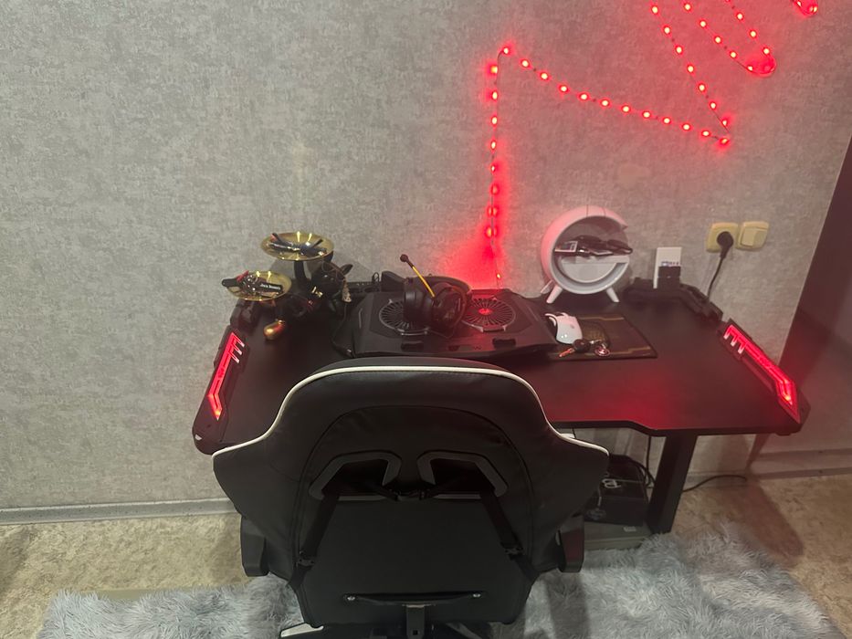 Продам Игровой стол+стул