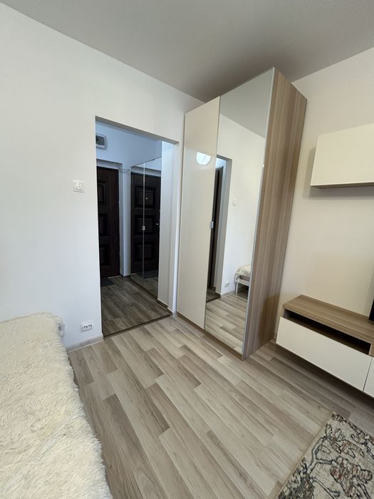 Garsonieră de închiriat.(Zona Titan)