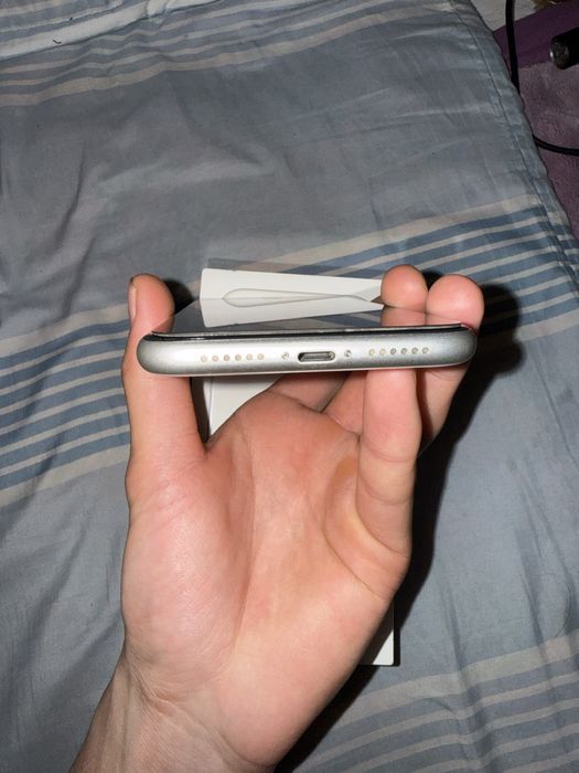 Iphone 11 64gb 77%