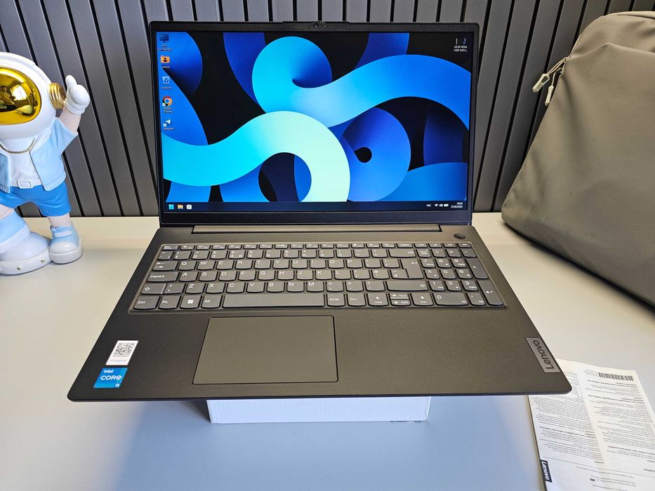 ПРОДАМ Lenovo V15 G4 IRU Ноутбук Core™ i3 13-ПОКОЛЕНИЯ/8GB/256SSD.