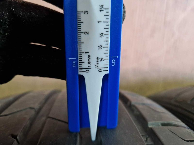 4 Hankook R18 215/45
летни гуми
DOT0623