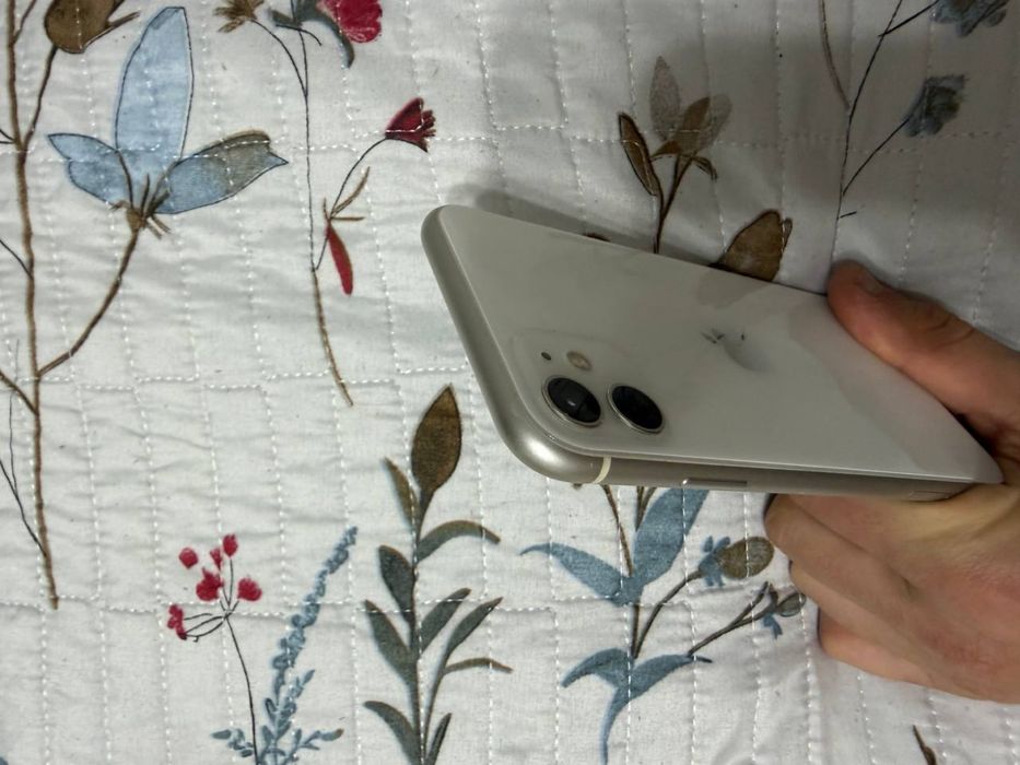 Iphone 11 128 продам обменяю