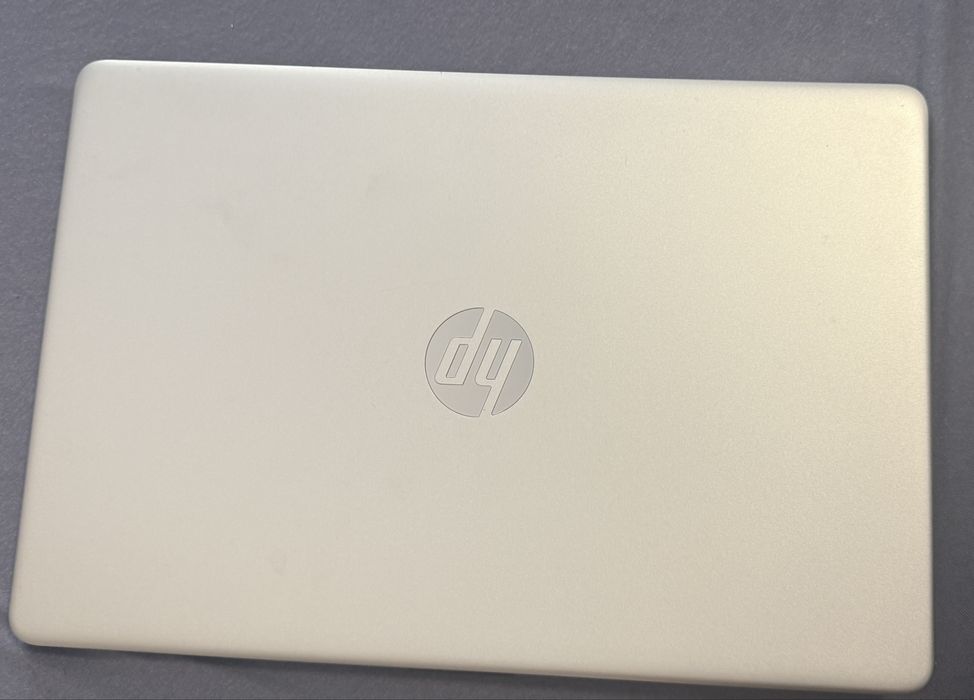 Laptop HP 15s – Ryzen 5