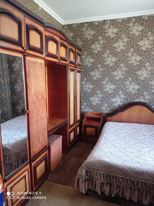 Продам спальный гарнитур