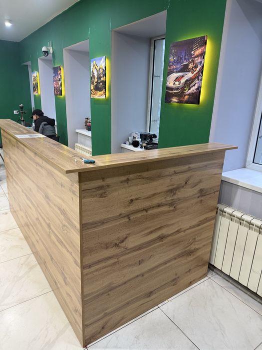 Продам ресепшен новый