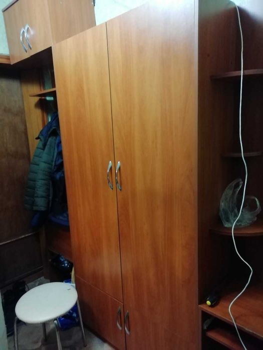 Прихожая б/у в отличном состоянии