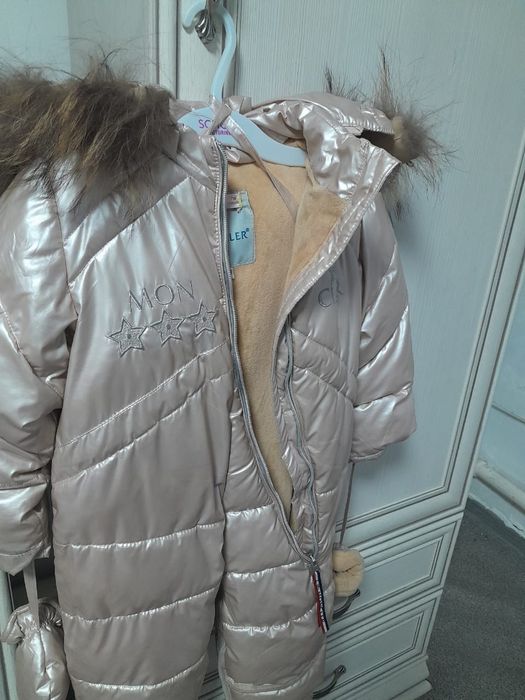 Продам зимний комбинезон детский.