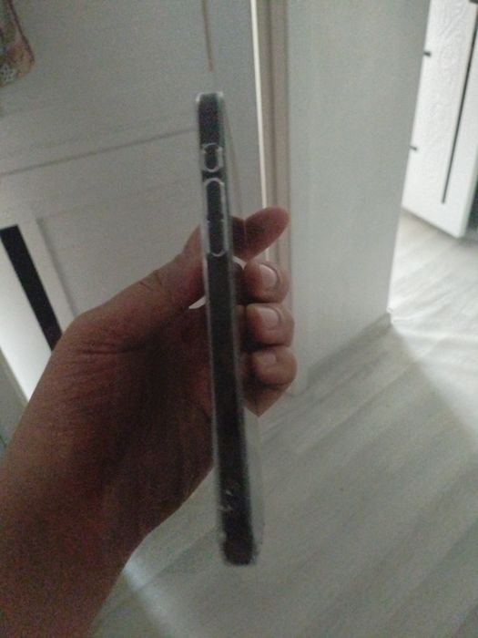 iPhone 16 Pro Max 256 ГБ — идеал, 100% батарея