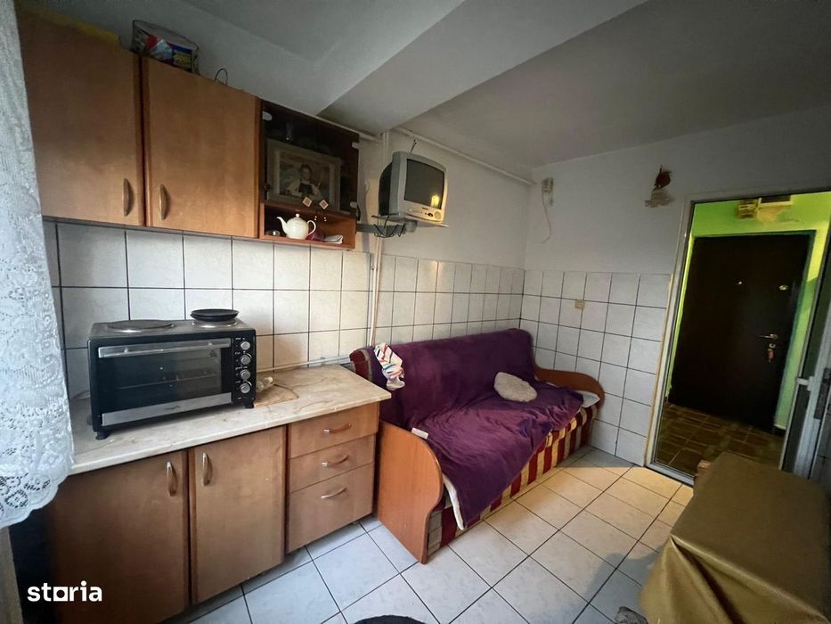 Garsoniera - Bazinul Olimpic - etaj- 3/4  - 34 mp - 35000 euro