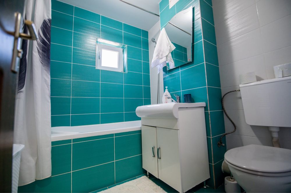 De inchiriat ! 350 Euro ! Apartament 2 camere dedomandat ! Cartier Grui !