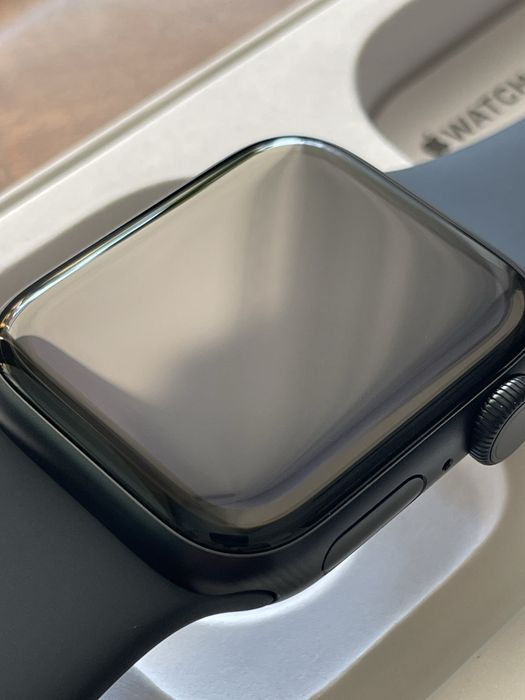 Apple watch SE 3 40mm LTE