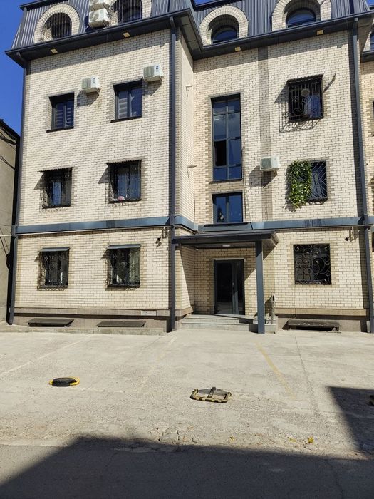 Нежилое помещения. Noturar joy. Hostel. Ofis