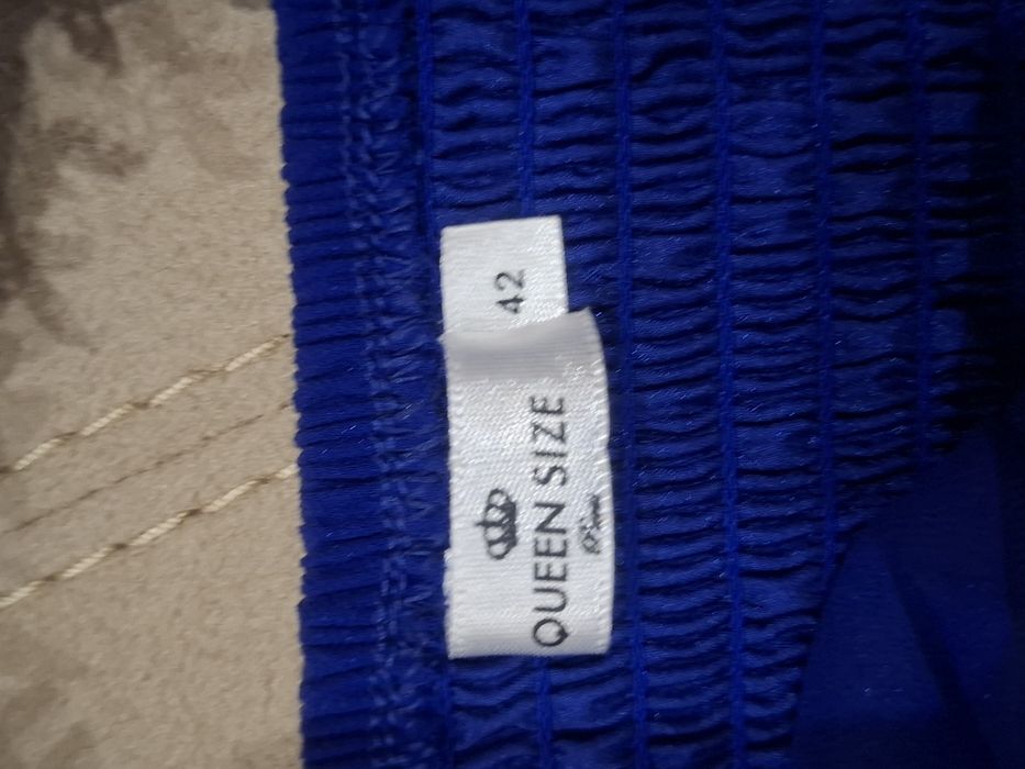 Официална къса роля с дантела