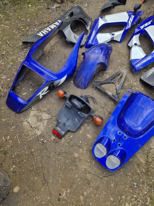 Vand Set Carene Yamaha YZF R6  2001