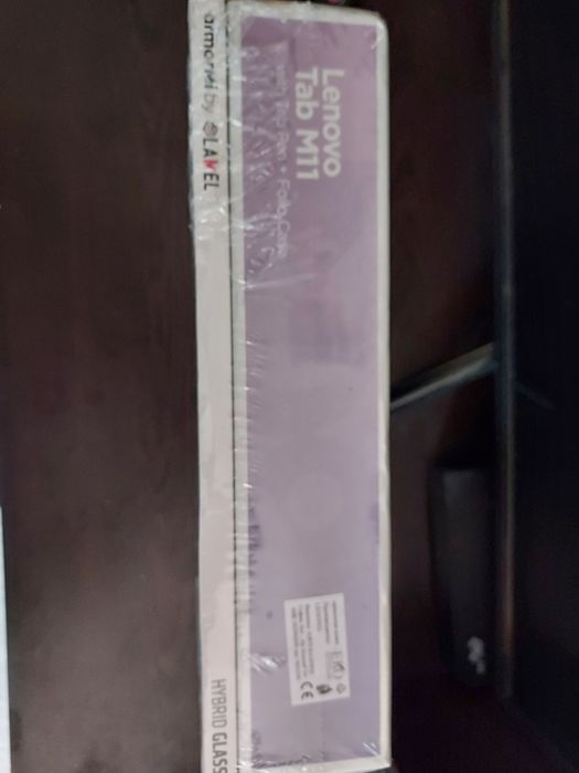 Таблет Lenovo Tab M11 4GB RAM, 128GB, 4G LTE + подаръци