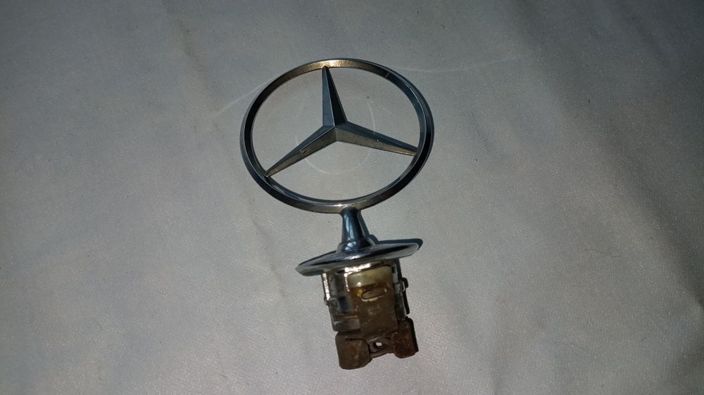 Stema logo Mercedes Benz originala