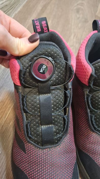 Зимние кроссовки Adidas 36р