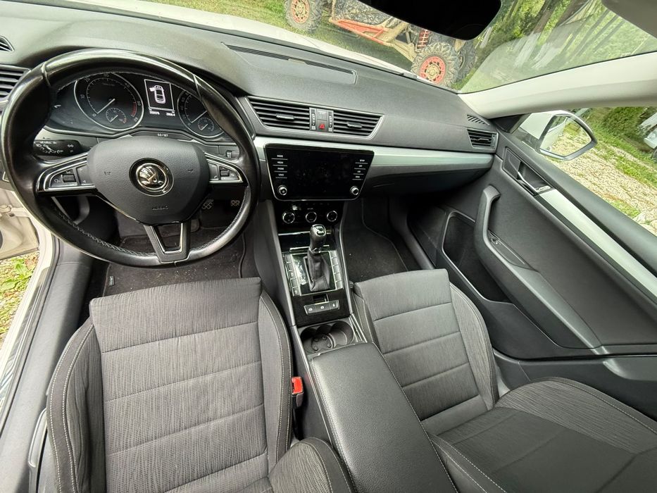 Skoda superb 2.0 tdi 190 cp 4x4