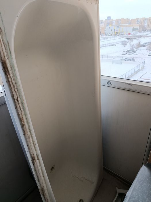 Ванна, Унитаз, Смеситель