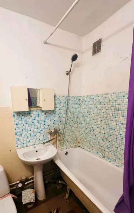 Продам 1 ком квартиру в районе Бэста