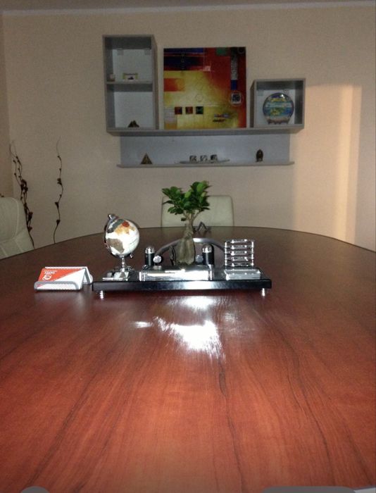 Vand apartament parter spatiu comercial central