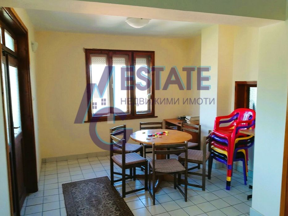 Продава се Къща в с. Миладиновци, Област Ямбол - 475 кв.м за 188 €/кв.м - Снимка #2