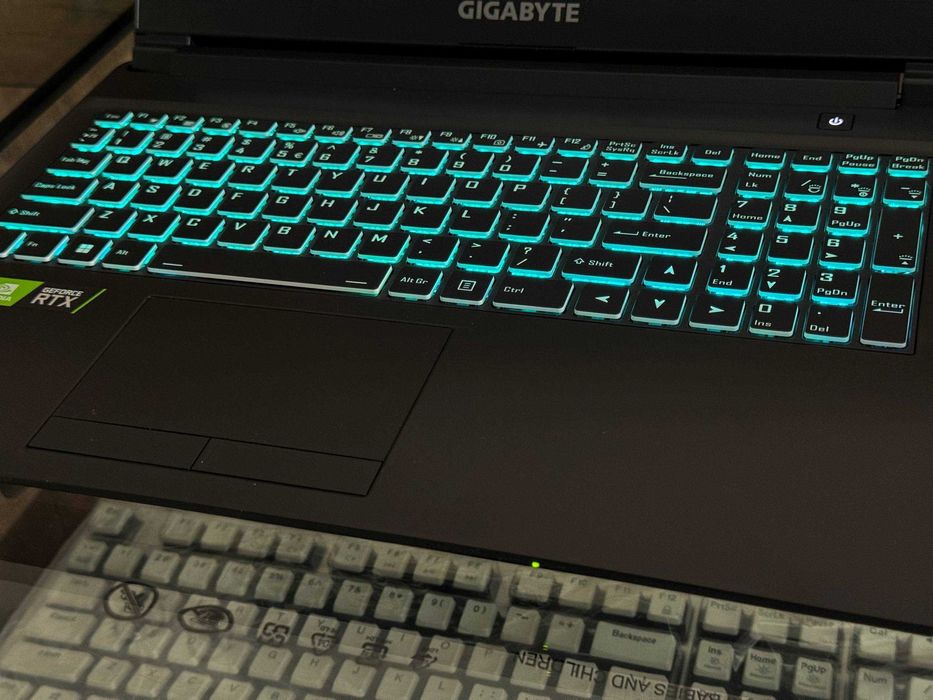 GIGABYTE G5 KD Core i5 11400H озу16гб 512 ssd Nvidio RTX 3060 6гб