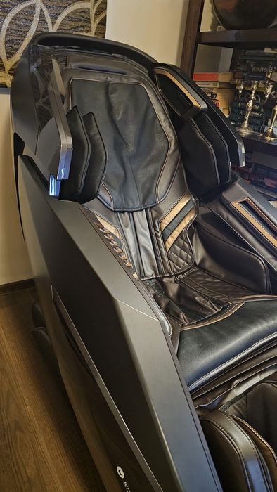 Komoder Prime масажен стол