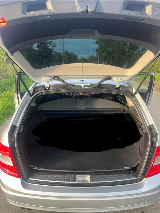 Mercedes-Benz C200 CDI (2010) – Euro 5 – Stare Excelentă