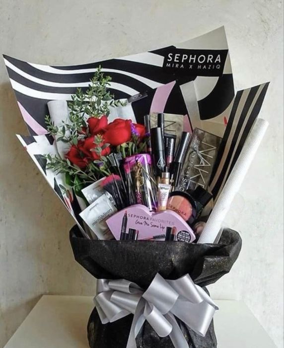 Букети от гримове