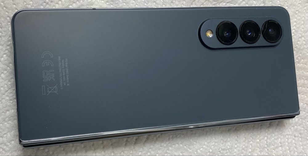 Samsung galaxy Zfold 4 256 gb
